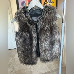 Girls Vince Faux Fur Vest - Size M